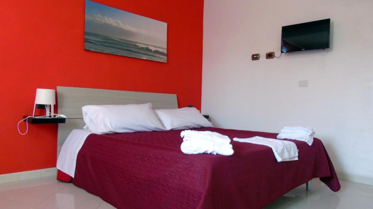 Casa Vacanza Miramare Portopalo Di Capo Passero Exterior foto