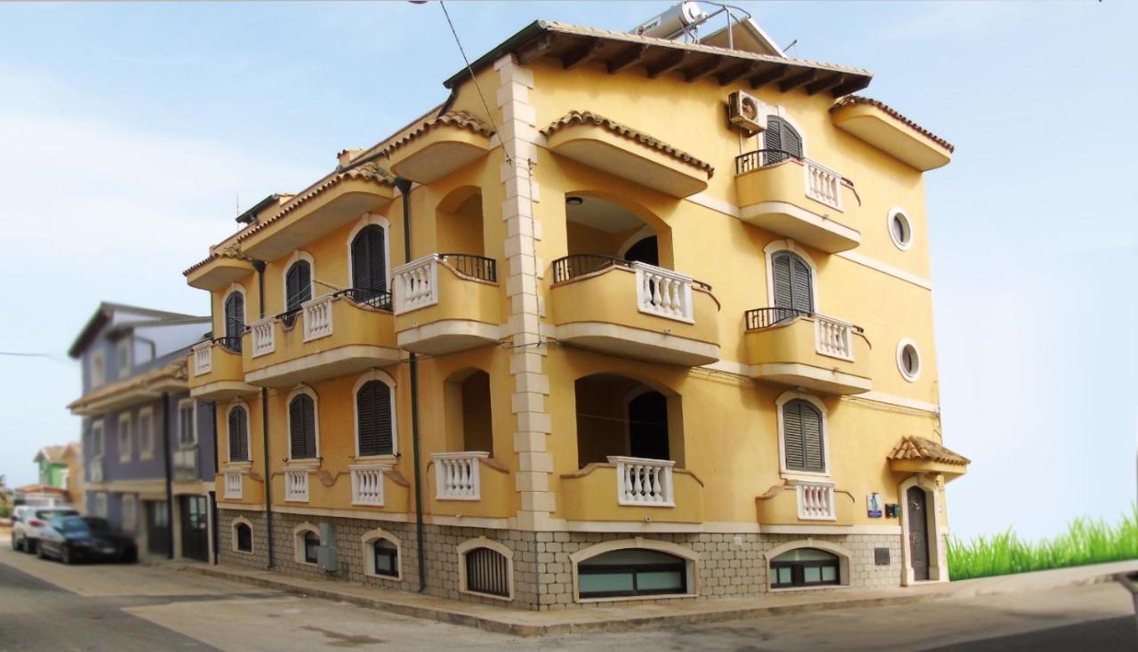 Casa Vacanza Miramare Portopalo Di Capo Passero Exterior foto